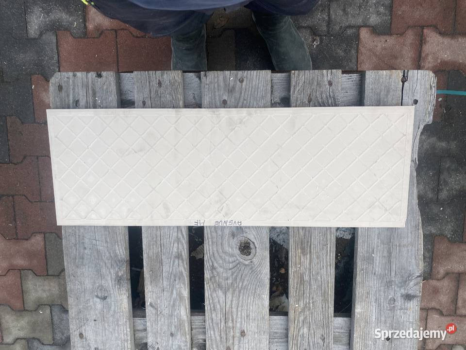 Glazura płytka ścienna arkan beige str 25x75 Płytki ścienne Reguły