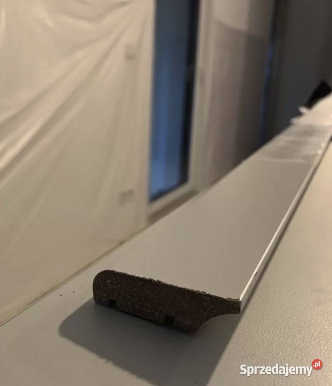 Listwa przypodłogowa MDF Basic R10 Plus RAL 9003 Topolina sprzedam