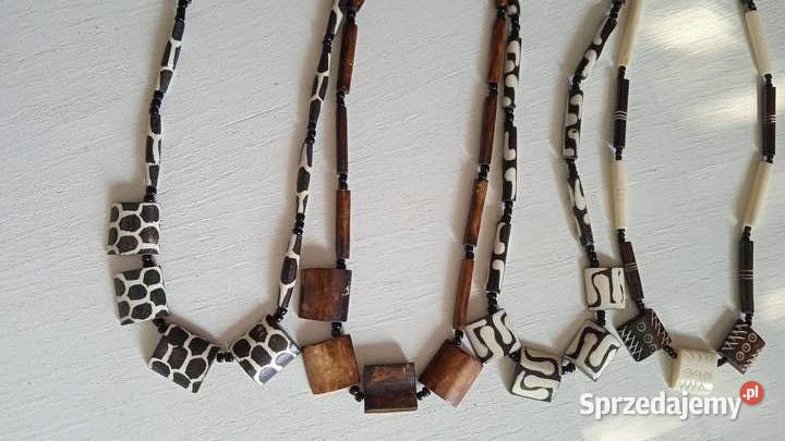 NASZYJNIKI Z EKOLOGICZNEJ KOŚCI I KORALIKÓW Piła