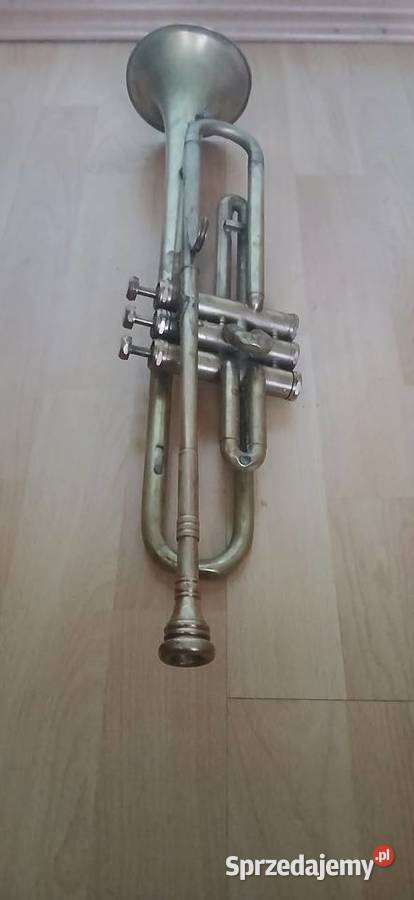 Stara mosiężna trąbka