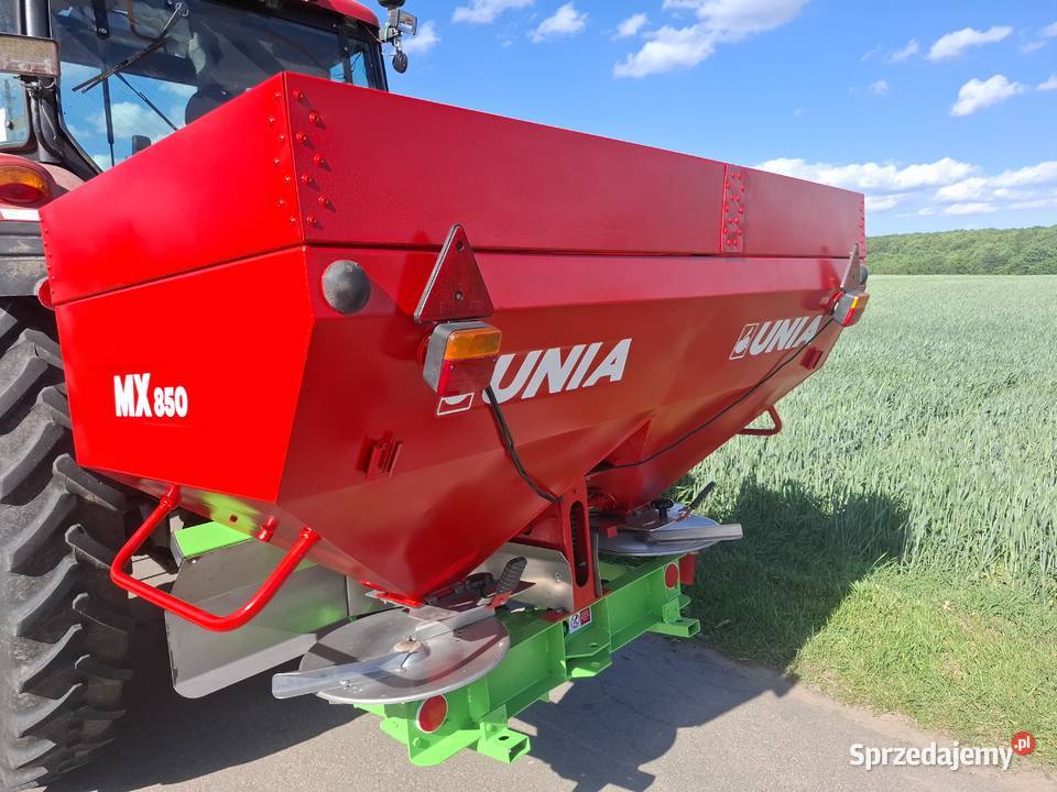 Rozsiewacz nawozu Unia MX 850 nowy
