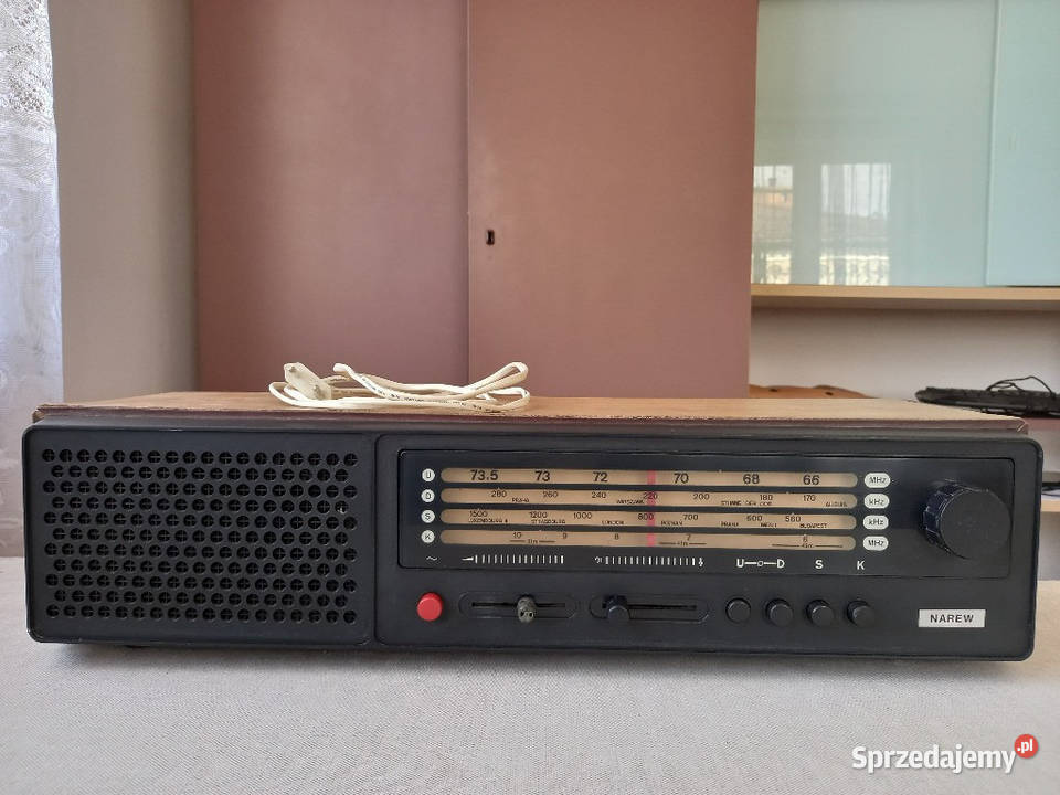 Retro radio Unitra "NAREW"