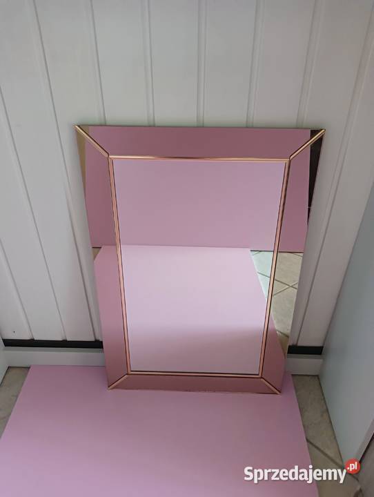 Lustra do przedpokoju na działkę Lustra