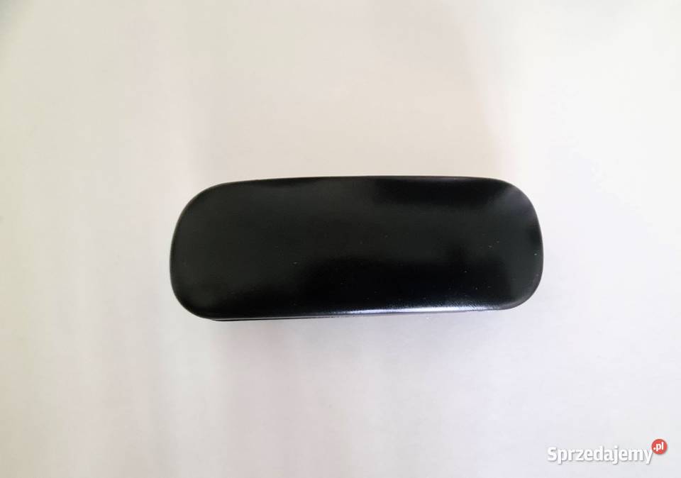 Czarny klasyczny futerał na okulary Warszawa