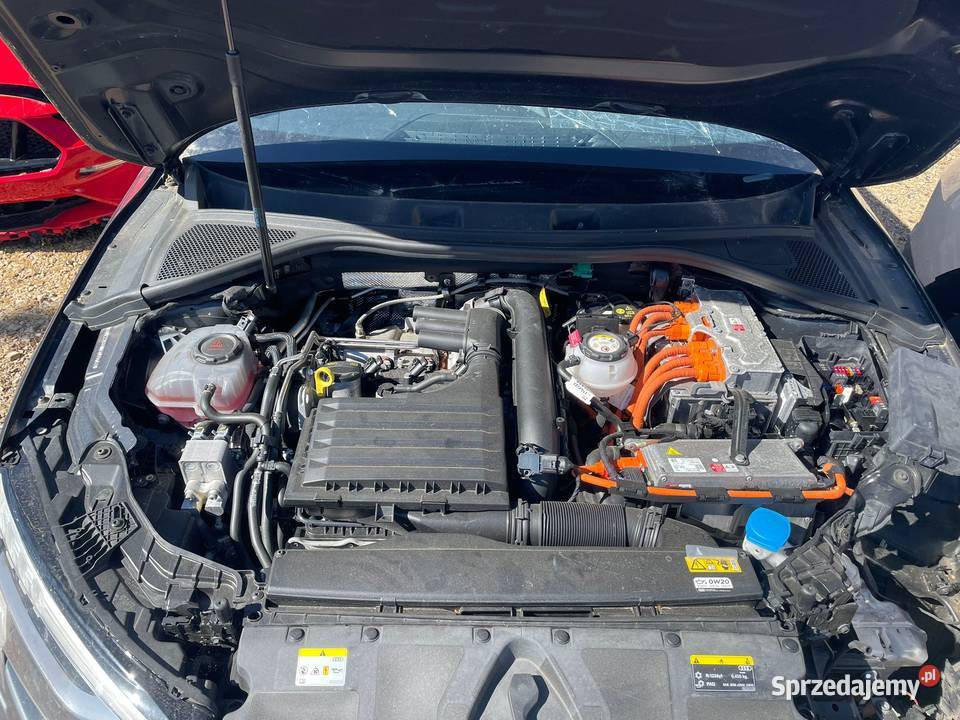 AUDI A3 IV 40 14i TFSi e 204 SLine FW519