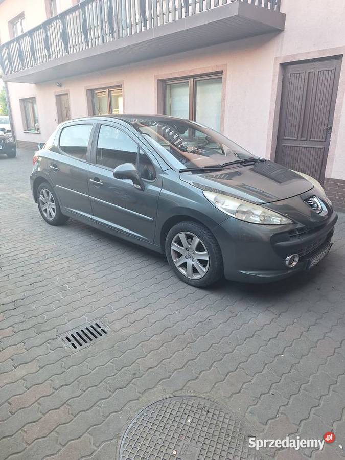 Peugeot 207 uszkodzony silnik sprzedam