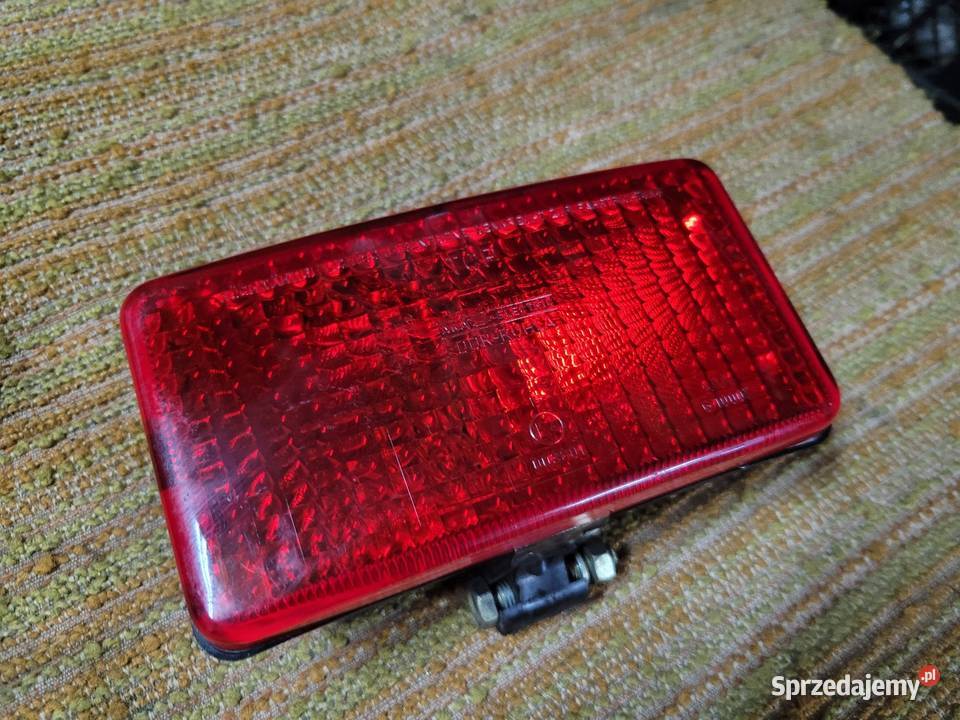 Nieużywana lampa przeciwmgielna tylna DDR Ruhla Tuszynek Majoracki