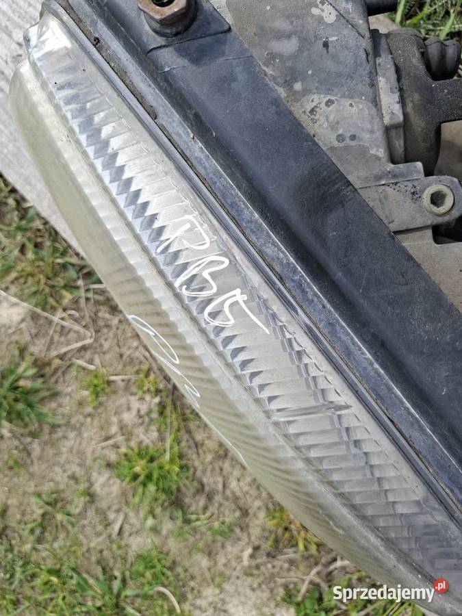 Lampa Lewa Przód Volkswagen Passat B5 Wisznice