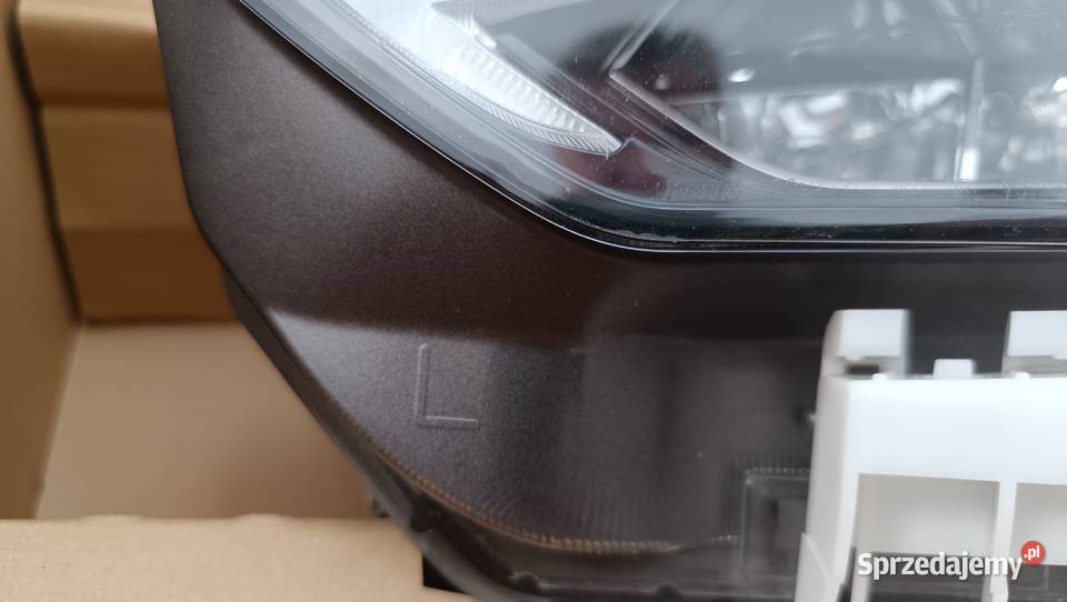 Infiniti Q60 lampa lewy przód USA uszkodzona Lampy przednie