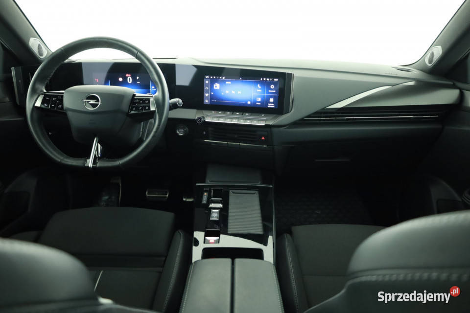 Opel Astra 12 Turbo światła LED sprzedam