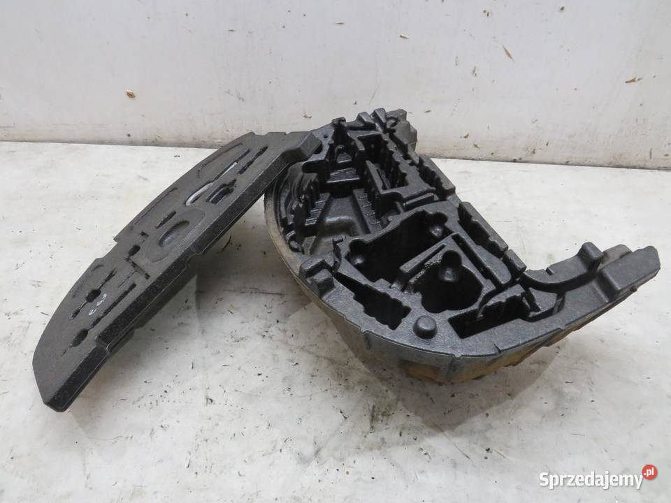 WKŁAD BAGAŻNIKA UCHO BMW E63 sprzedam