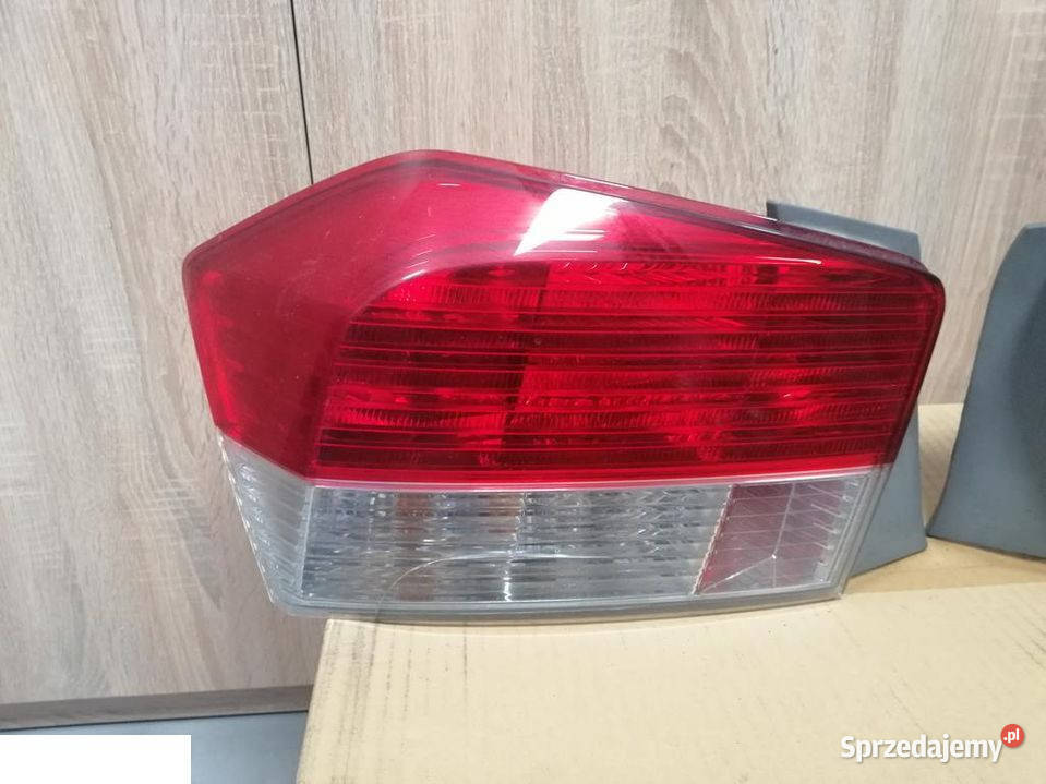 Honda City II 2 lampa tył prawa lewa