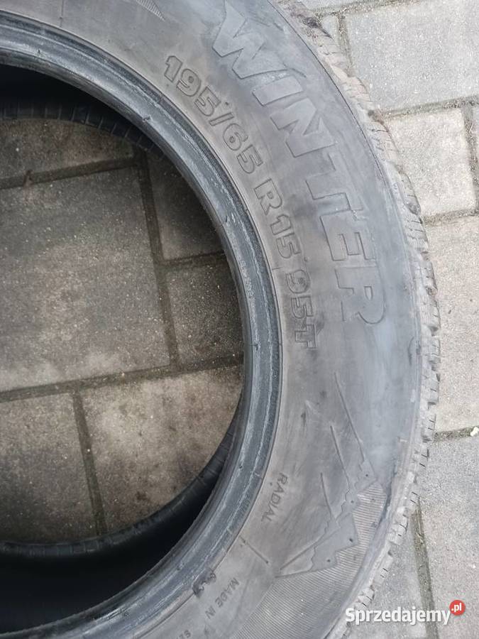 Opony ZIMOWE STRIAL WINTER 19565 R15 65mm 2018 Samochodowe