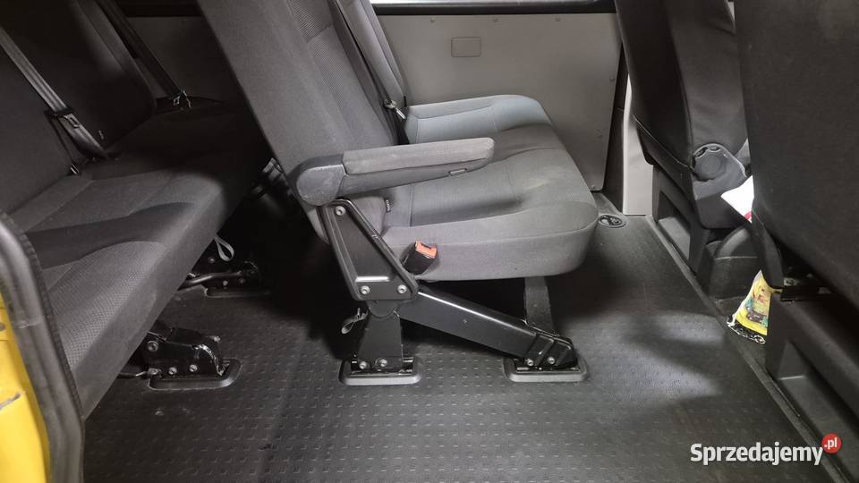 Volkswagen T6 7osobowy manual 154 Alu 19 16r wielkopolskie