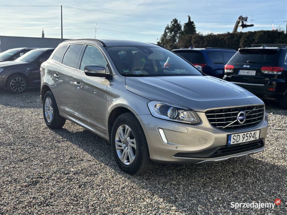Volvo XC60 4x4 Krajowy GWARANCJA światła przeciwmgielne Paniówki