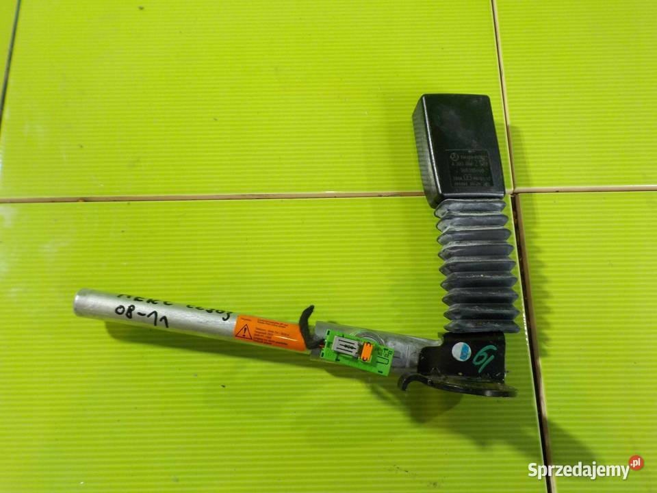 CLC CL203 08r napinacz pasa lewy przod z zapinka Suków sprzedam