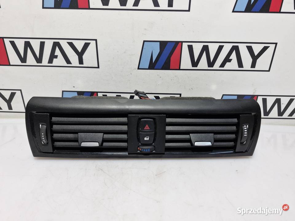 BMW F20 F21 F22 F23 KRATKA NAWIEWU ŚRODKOWA Części samochodowe dolnośląskie