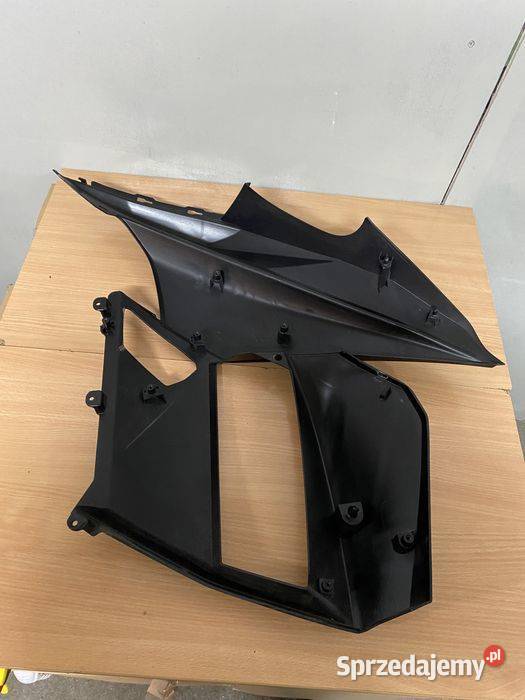 Owiewka Bok Prawy Kawasaki Z1000SX Boczek Stan Pozostałe Poznań