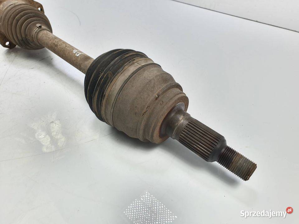 PÓŁOŚ PRAWA PRZÓD CADILLAC ESCALADE ESV osobowe Lipno