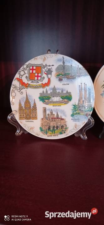 Komplet ozdobnych talerzyków z Hiszpanii wielokolorowy