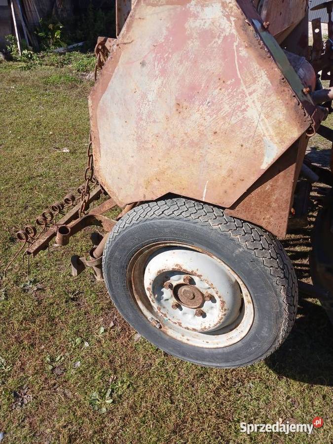 Siewnik poznaniak 27 m Siewniki i sadzarki Górki k. Brodów sprzedam