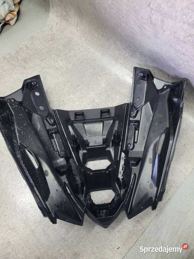 SUZUKI GSX8R GSX 8 R OWIEWKA CZASZY CZASZA Nowy Tomyśl