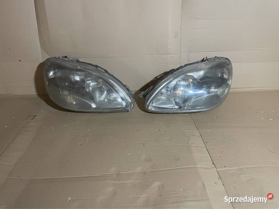 Reflektor przód lewy prawy ksenon mercedes s Rok produkcji 2005 Szczecin