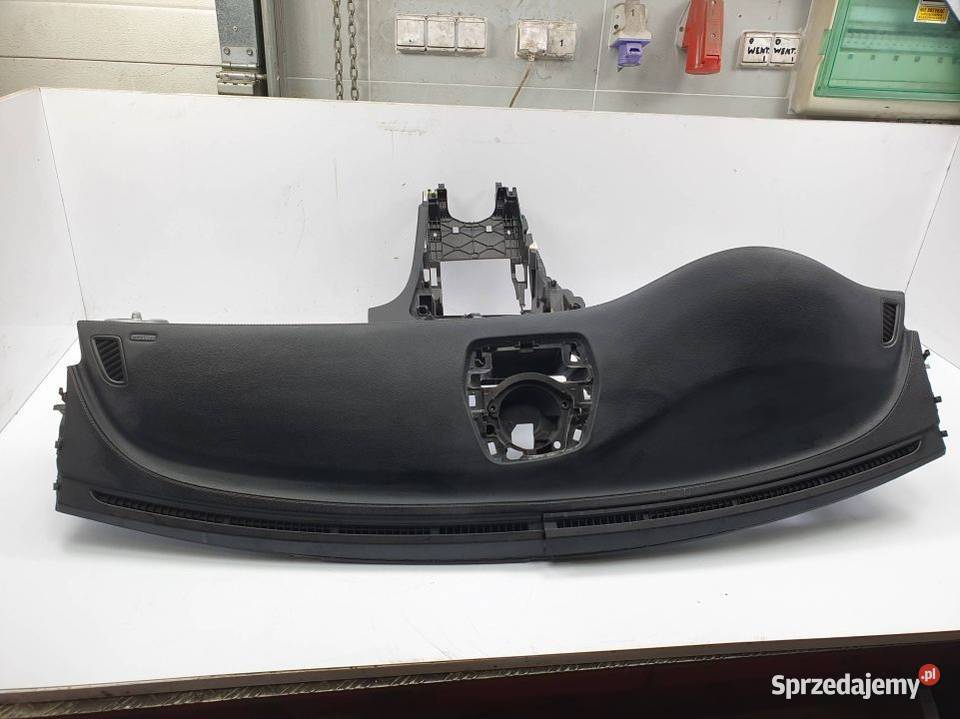 DESKA KOKPIT MERCEDES C W205 4MATIC kujawsko-pomorskie Lipno sprzedam