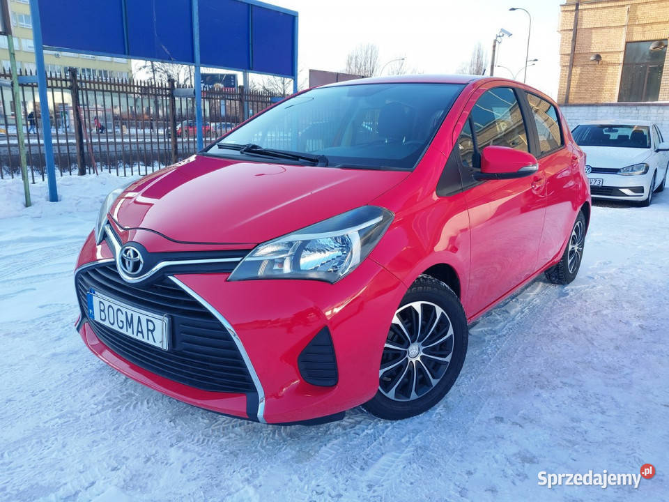 Toyota Yaris SALON pierwszy właściciel 81 serwis Hatchback mazowieckie Warszawa