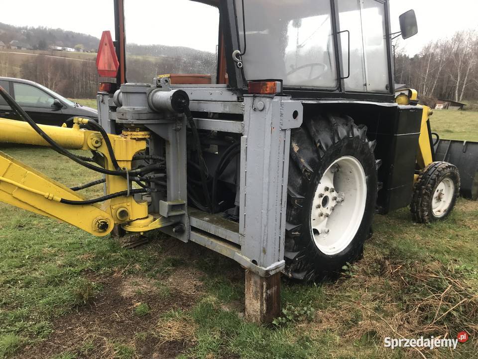 Ostrówek Ostrowek Koparko Ładowarka małopolskie Brzesko