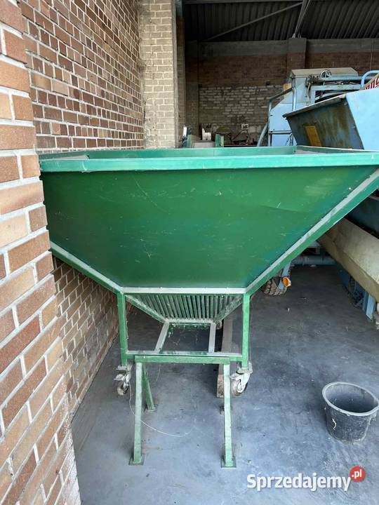 sortownik do ogórków z podajnikiem taśmowym nieuszkodzony Dratów