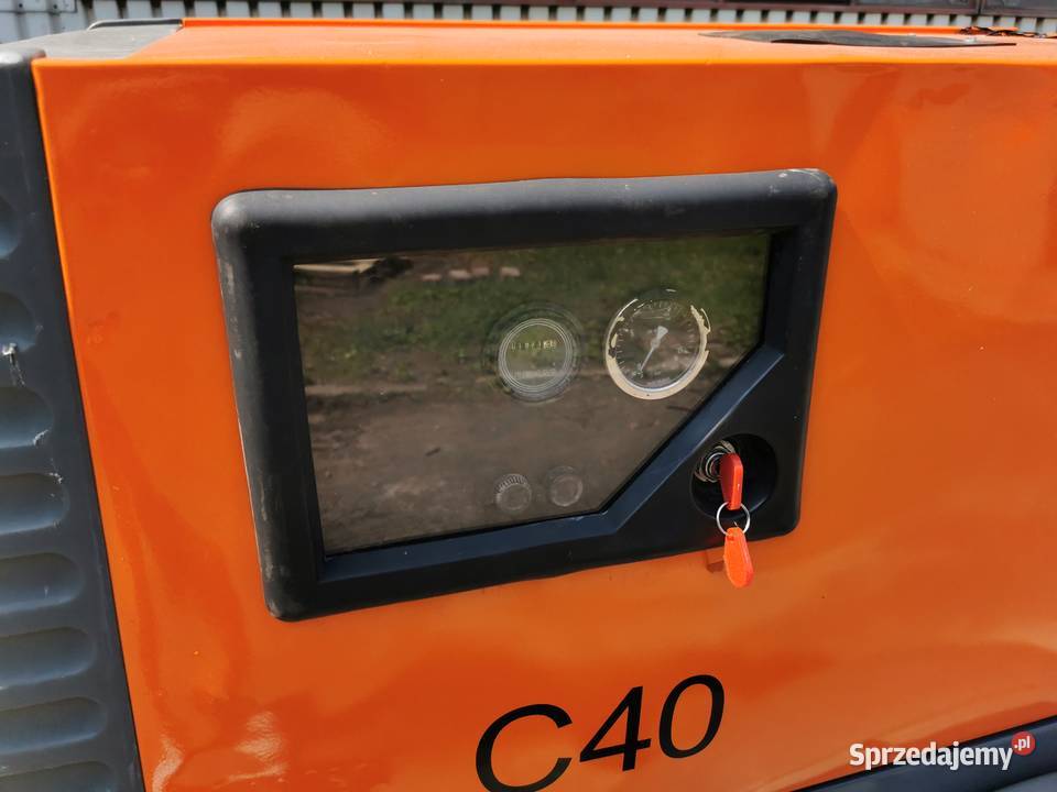 Kompresor śrubowy Spalinowy Compair C40