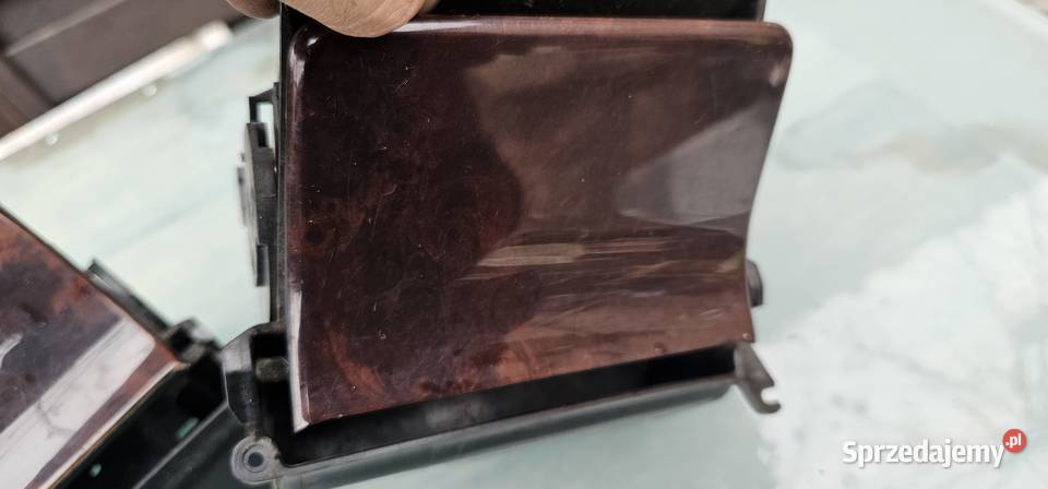 Schowek podłokietnika mercedes w210 elegance