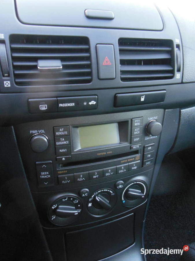 Toyota Avensis Oryginalny lakier Bagażnik na 4 czujnik deszczu Lubin