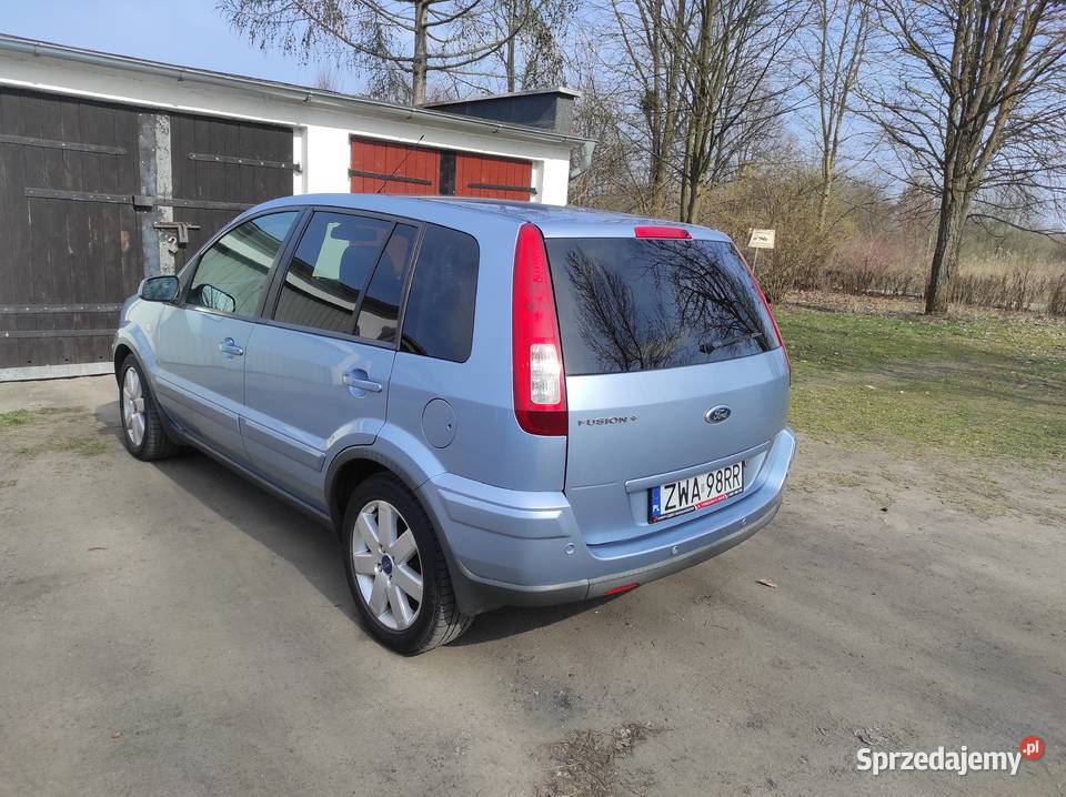 Ford Fusion 16 benzyna garażowany niski przebieg manualna Wałcz