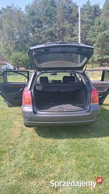 TOYOTA AVENSIS T25 2005 r z silnikiem 22 D4D 150 Łubniany