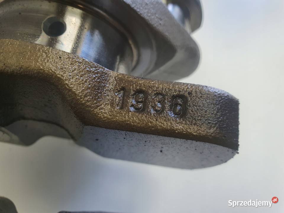 Volvo XC90 24 D5 163 WAŁ KORBOWY Chełm