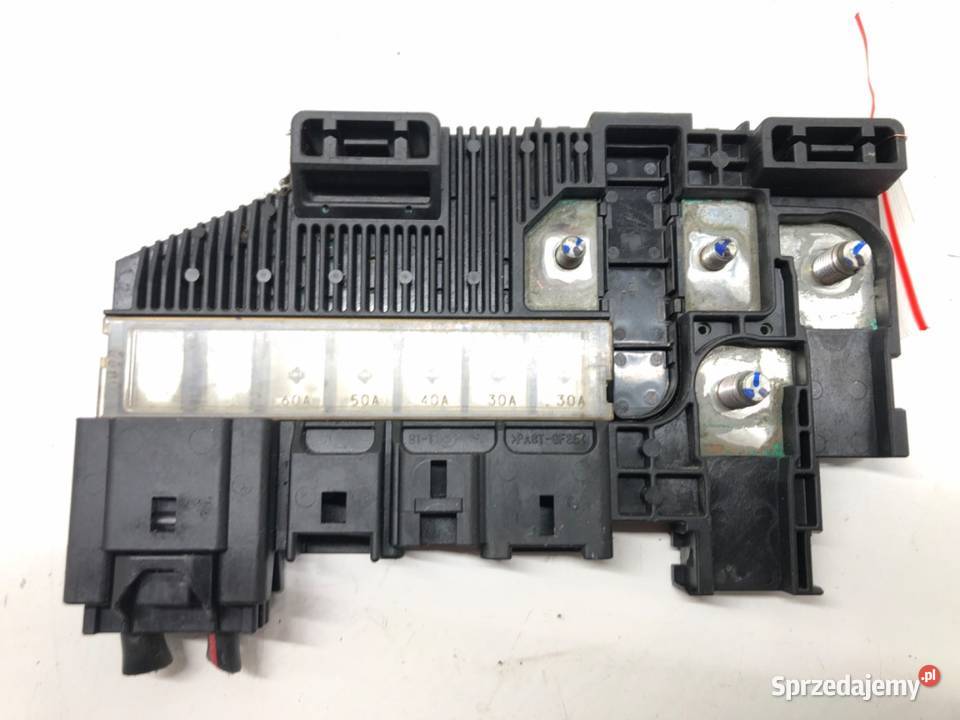 SKRZYNKA BEZPIECZNIKÓW SUZUKI GRAND VITARA II Skrzynki bezpieczników