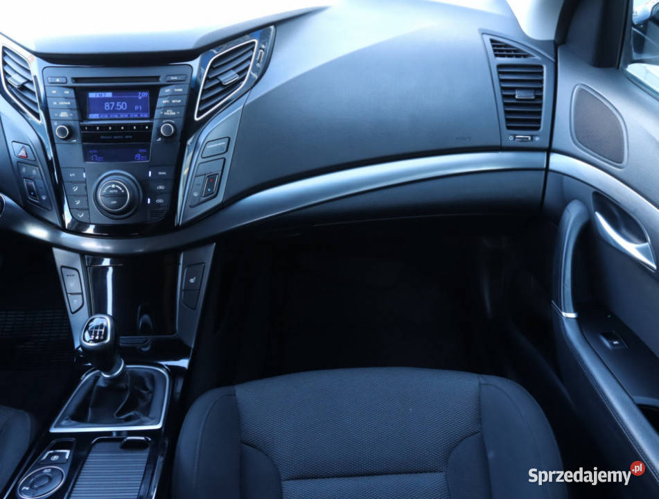 Hyundai i40 17 CRDi relingi dachowe Piaseczno