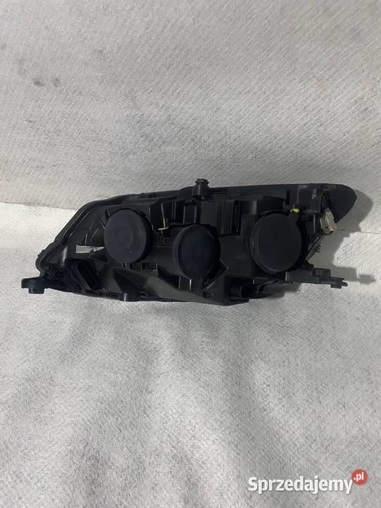 Lampa prawy przód Skoda Fabia III 6v1 tyc nowa prawe