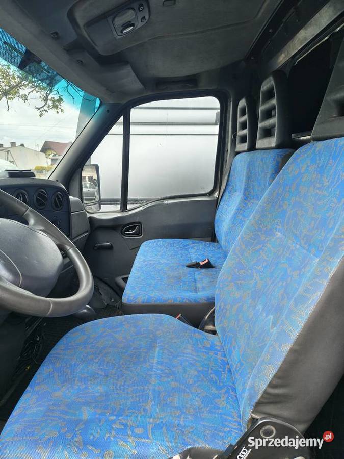 Iveco długie wysoki 28 Iveco łódzkie Szczerców