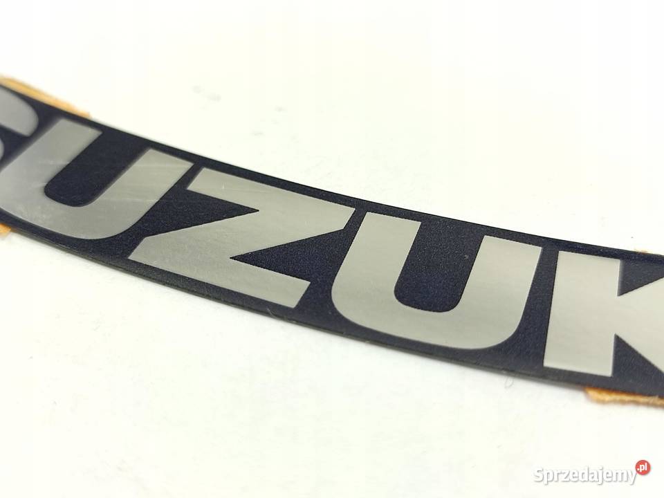 NAKLEJKA SUZUKI NA CZACHĘ SUZUKI GSX 1300R