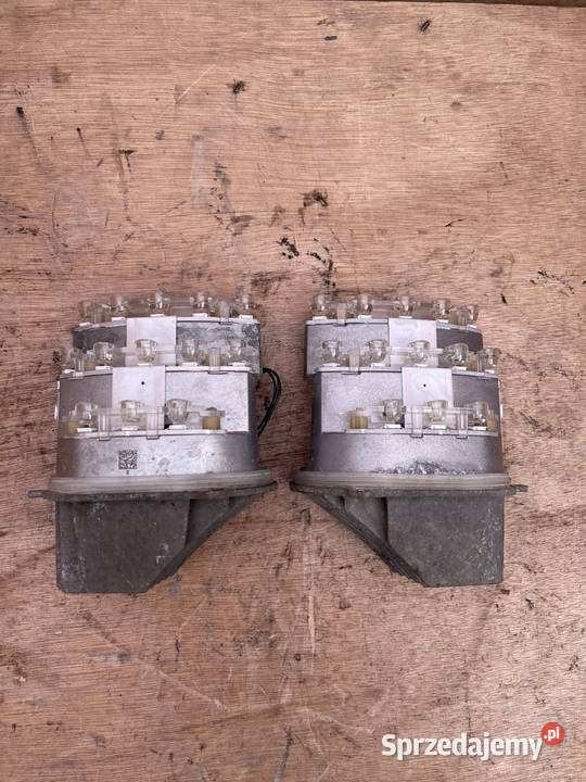 Kierunkowskaz przód BMW E90 lift jeż