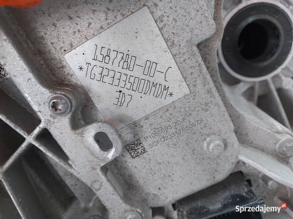 TESLA MODEL Y 2024r SILNIK ELEKTRYCZNY TYŁ