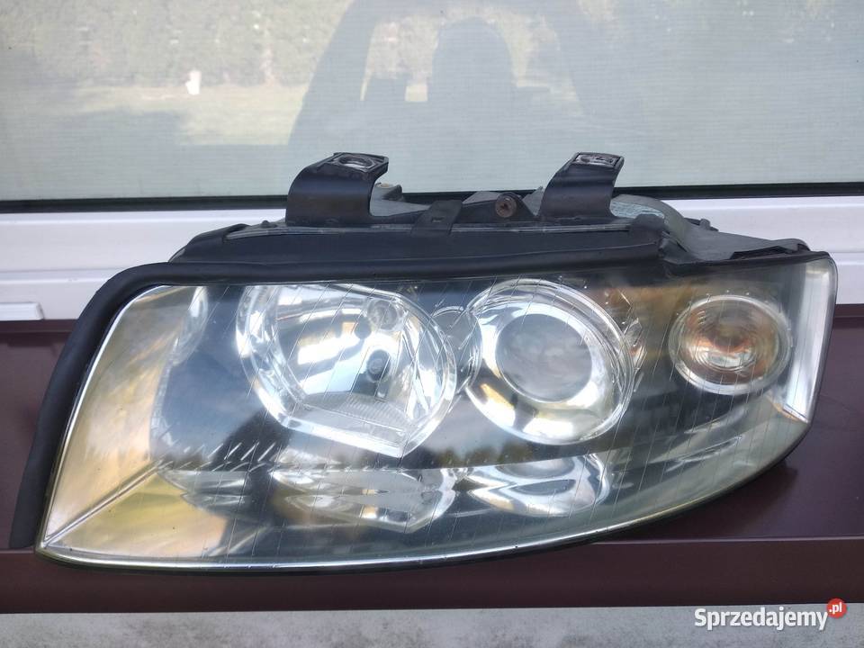 Audi A4 B6 lampy przednie reflektory H7 komplet Lampy przednie Sieradz