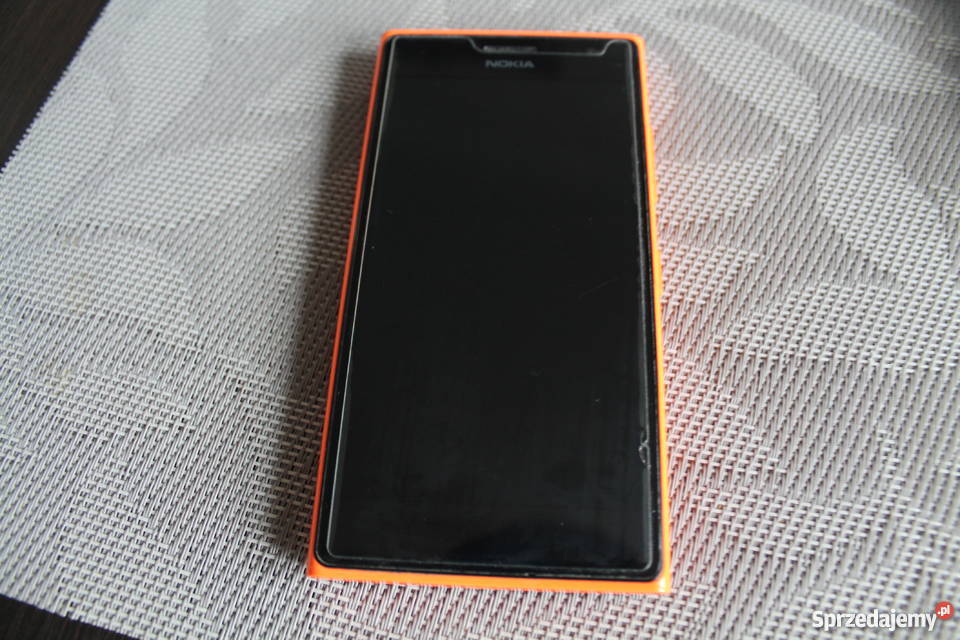 Nokia Lumia 735 pomarańczowa WIN 10 8 GB na Leżajsk
