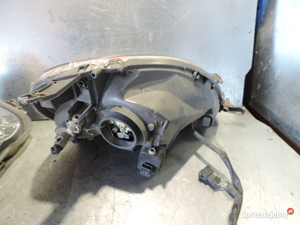 TOYOTA YARIS I 1 FL LAMPA LEWY PRZÓD PRZEDNIA osobowe małopolskie Nowy Sącz