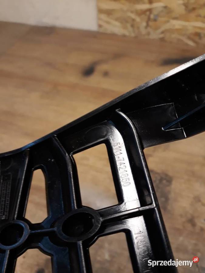 BMW X5 G05 ŚLIZG ZDERZAKA PRAWY PRZÓD 7421850 Międzychód