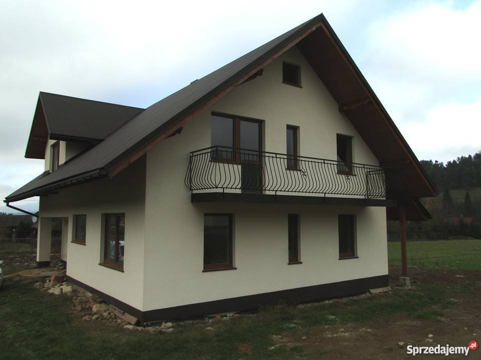 Sprzedam dom jednorodzinny na działce 9 arów