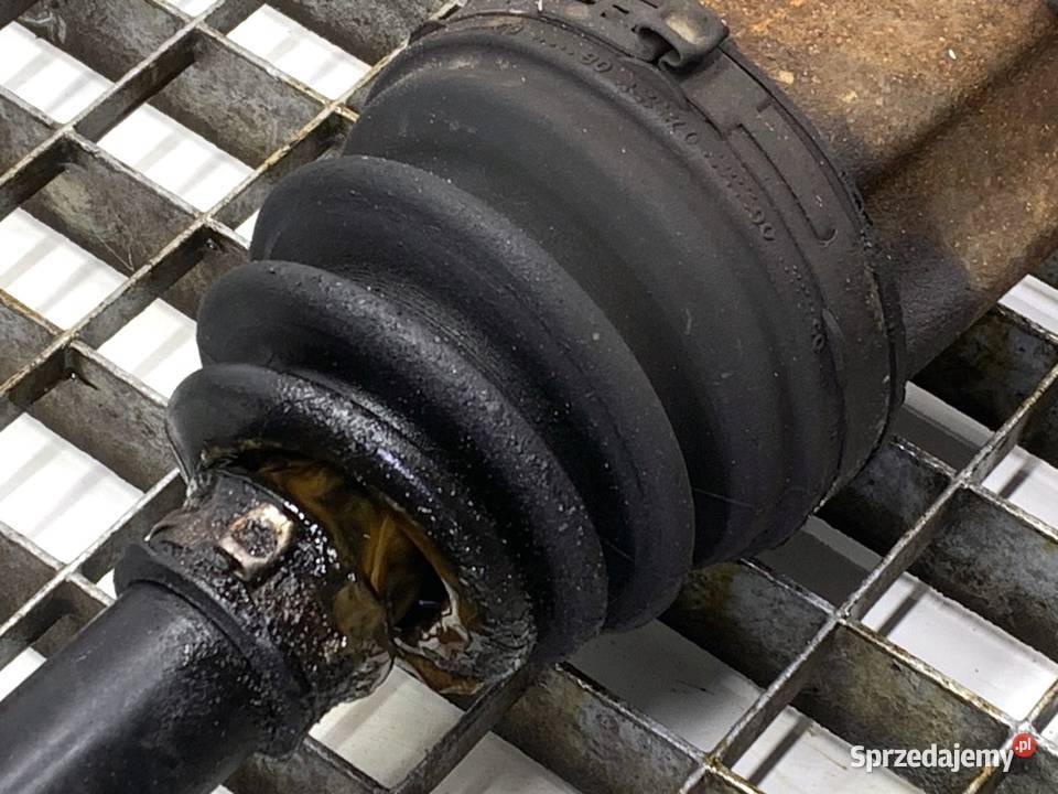 PÓŁOŚ LEWY PRZÓD VOLVO V70 III 31259435 25 200